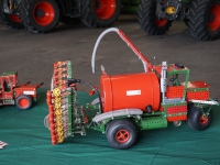 8085